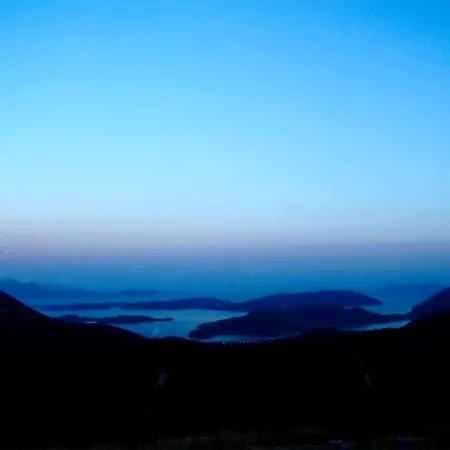 The Elegant Mill Willa Platístoma