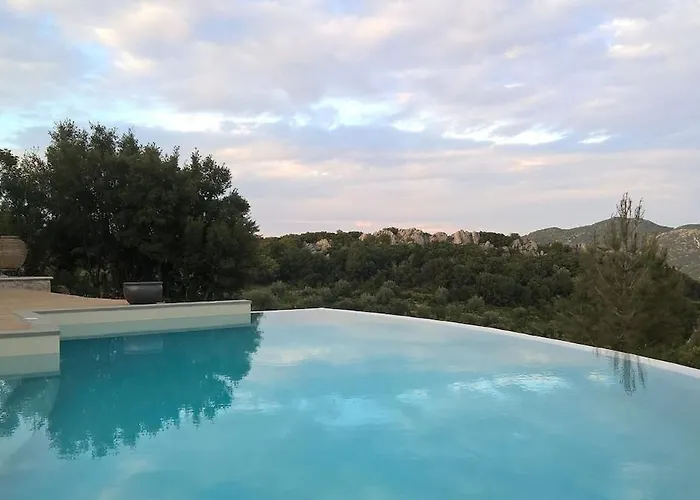 The Elegant Mill Villa *